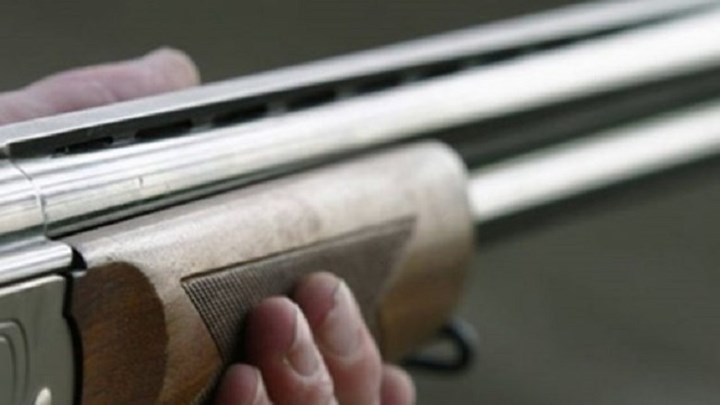 Αναστάτωση στη Σπάρτη:  Άνδρας απείλησε με καραμπίνα υπαλλήλους της ΔΕΗ