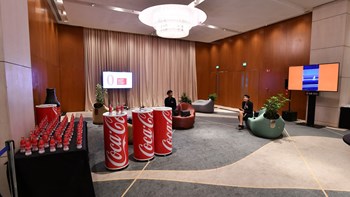 Coca-Cola: Ο τουρισμός αποτελεί μια μεγάλη βιομηχανία και σημαντική πηγή εσόδων για την Ελλάδα