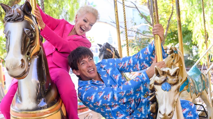 Αλιφέρη-Γιώτης στα πρώτα κλικ από το «Ο Όσκαρ και η θεία Ροζ»