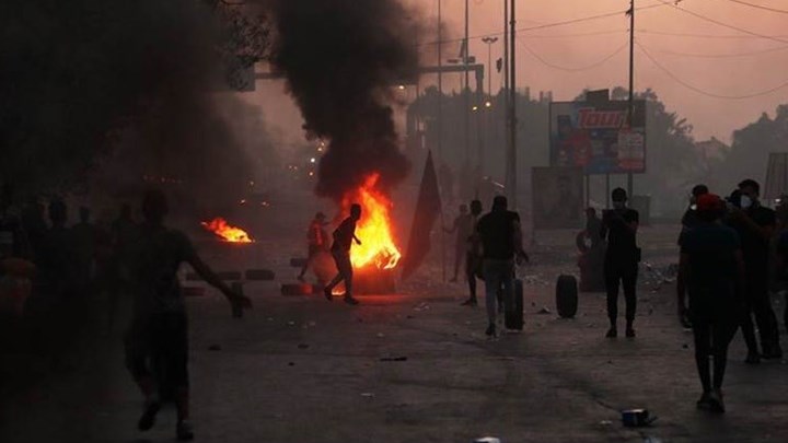 Συγκρούσεις και δακρυγόνα σε διαδηλώσεις στο Ιράκ