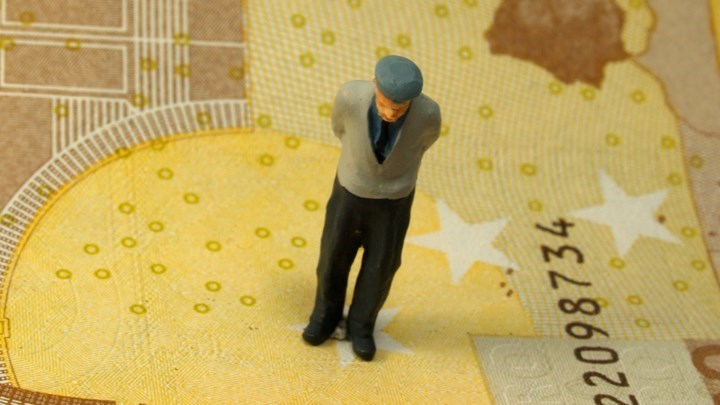 Συντάξεις: Τα σενάρια για τις αλλαγές στα ποσοστά αναπλήρωσης – Πόσα περισσότερα χρήματα θα πάρουν οι ασφαλισμένοι