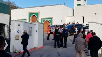 Πυροβολισμοί σε τζαμί στη Γαλλία: 84 ετών ο δράστης με διασυνδέσεις στην ακροδεξιά – ΦΩΤΟ