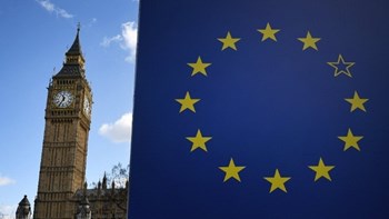Ο Τζόνσον αποδέχθηκε την αναβολή του Brexit – Η έκκληση του Βρετανού Πρωθυπουργού στα κράτη μέλη της ΕΕ
