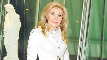 Μαριάννα Β. Βαρδινογιάννη στη Realnews: «Σε όποια γωνιά κι αν κοιτάξεις βλέπεις την Ελλάδα»