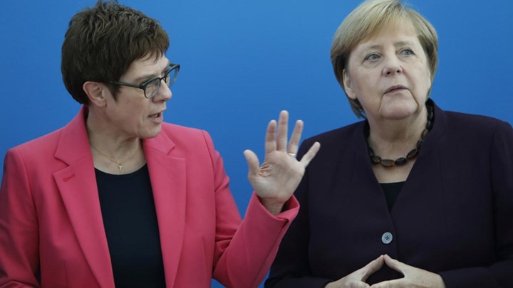 Γερμανία: Θέμα Μέρκελ και κομματικής ηγεσίας θέτει η δεξιά πτέρυγα των Χριστιανοδημοκρατών
