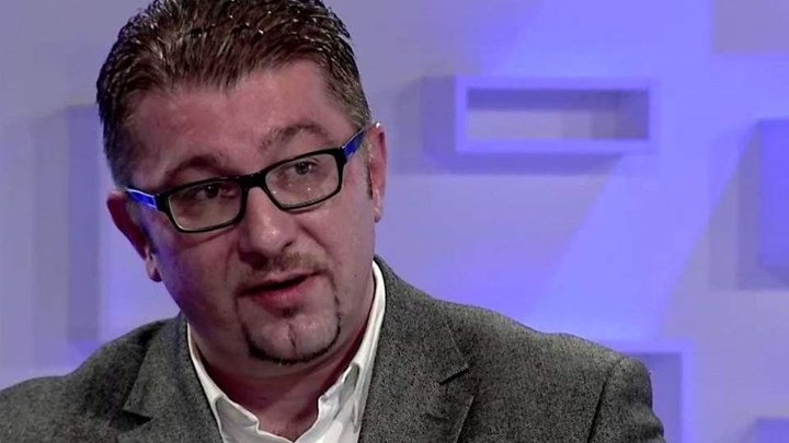 Δήλωση “βόμβα” του ηγέτη της αξιωματικής αντιπολίτευσης στα Σκόπια: Αν κερδίσουμε τις εκλογές με ισχυρή πλειοψηφία θα μπορούμε να κάνουμε ένα βήμα πίσω στη Συμφωνία των Πρεσπών