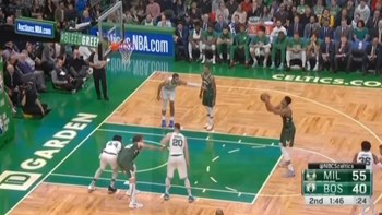 Δύο διαδοχικά airball του Γιάννη Αντετοκούνμπο από τη γραμμή των βολών – ΒΙΝΤΕΟ