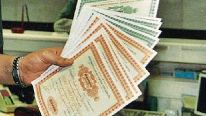 Χωρίς τέλος το ράλι των ελληνικών ομολόγων – Νέο ιστορικό χαμηλό για τους 10ετείς τίτλους