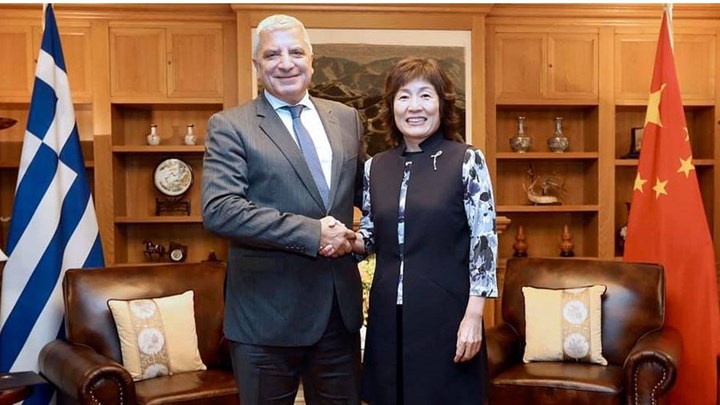 Επίσκεψη Πατούλη στην πρεσβεία της Κίνας – ΦΩΤΟ