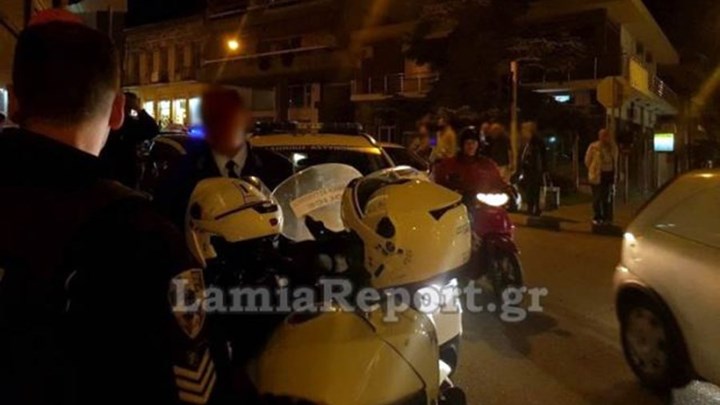 Άγρια συμπλοκή Αλβανών σε καφενείο στη Λαμία – ΦΩΤΟ