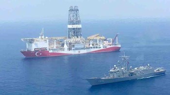 Αποχώρησε ο Πορθητής από την κυπριακή ΑΟΖ – Συνεχίζει τις παράνομες έρευνες το Barbaros