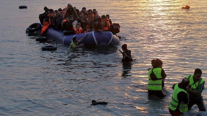 Εκρηκτική η κατάσταση στη Λέσβο: Μέσα σε λίγες ώρες έφτασαν οκτώ βάρκες με 323 πρόσφυγες και μετανάστες