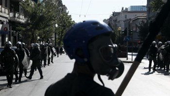 Δύο προσαγωγές για τα επεισόδια στα Εξάρχεια