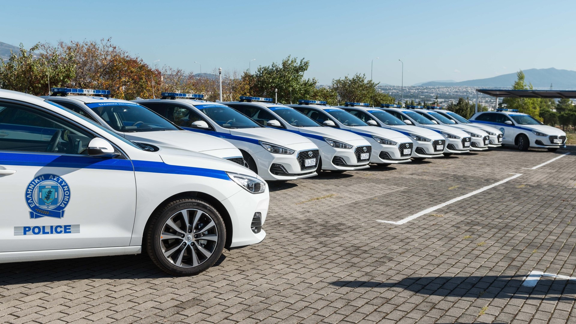 Η ΕΛ.ΑΣ παρέλαβε 59 νέα οχήματα – ΦΩΤΟ