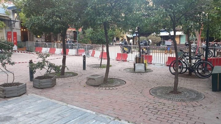 Η ανακοίνωση του Δήμου Αθηναίων για την κατάρρευση μέρους διατηρητέου κτιρίου στην οδό Αιόλου – ΦΩΤΟ