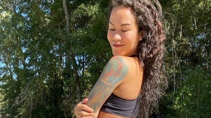 Η απάντηση μίας μαμάς fitness blogger σε τρολ που την κατηγορούν για τις αποκαλυπτικές φωτογραφίες της – ΦΩΤΟ