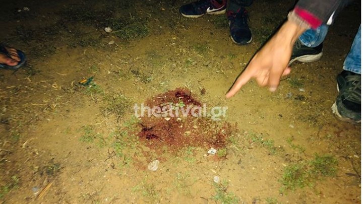 Αιματηρή συμπλοκή στη δομή προσφύγων στα Διαβατά: Βγήκαν μαχαίρια – Δέκα τραυματίες – ΦΩΤΟ