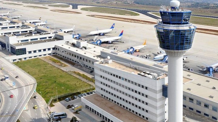 Θρίλερ με αεροσκάφος της EgyptAir – Έκανε αναγκαστική προσγείωση στο «Ελευθέριος Βενιζέλος»