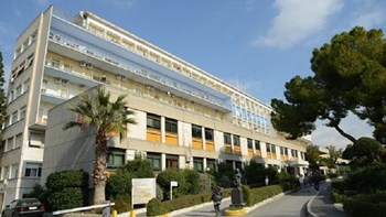 Σοκ στο Λουτράκι: Στο νοσοκομείο 12χρονος από το «παιχνίδι του πνιγμού»