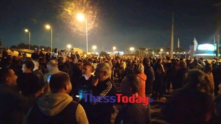 Πορεία διαμαρτυρίας κατοίκων των Διαβατών για το κέντρο φιλοξενίας