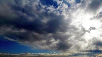 Υποχωρούν οι βροχές σήμερα – Αναλυτικά η πρόγνωση του καιρού