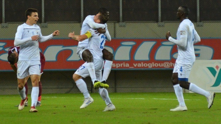 Θρίαμβος της Λαμίας στη Λάρισα