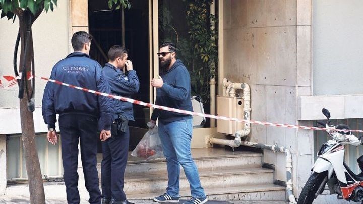 Εξελίξεις στην υπόθεση δολοφονίας του καπετάνιου που βρέθηκε μέσα σε καταψύκτη – Τι αποκαλύπτουν τα χειρόγραφα σημειώματα