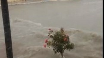 Η «Βικτώρια» σαρώνει την Κρήτη: Έπεσε χαλάζι, πλημμύρισαν σπίτια, εγκλωβίστηκε οδηγός στη Μεσαρά – ΦΩΤΟ  – ΒΙΝΤΕΟ