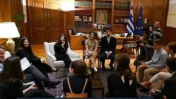 H υπόσχεση του Πρωθυπουργού στα παιδιά-εθελοντές από το «Χαμόγελο του Παιδιού» – ΒΙΝΤΕΟ