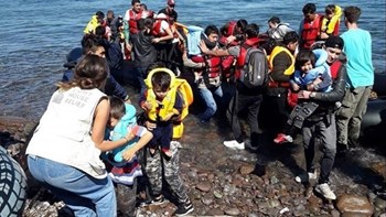 “Βουλιάζουν” τα νησιά του βορείου Αιγαίου: Συνολικά 2.152 πρόσφυγες και μετανάστες έφθασαν από την 1η Νοεμβρίου