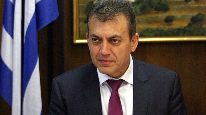 Βρούτσης: Δεν υπάρχει σχέδιο πώλησης ληξιπρόθεσμων ασφαλιστικών οφειλών σε funds