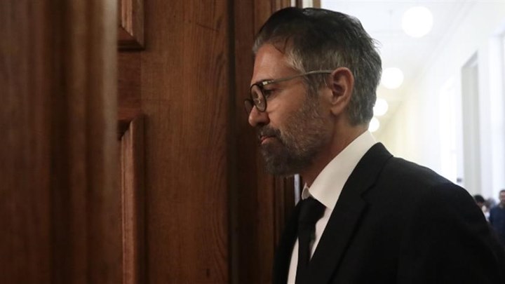 Φρουζής: Για εμένα η Novartis δεν είναι σκάνδαλο – Τι είπε για τη συνάντησή του με την Τουλουπάκη