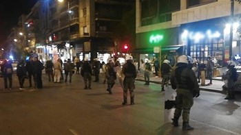 Πορεία αντιεξουσιαστών στο κέντρο της Αθήνας – ΒΙΝΤΕΟ