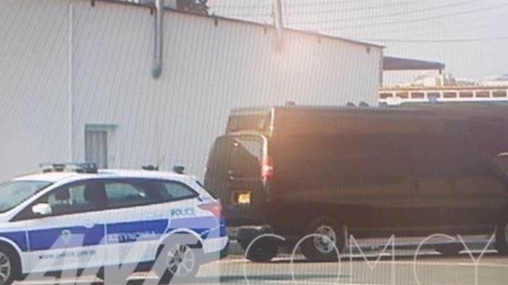 Θρίλερ στην Κύπρο: Κατασχέθηκε κατασκοπευτικό βαν – ΒΙΝΤΕΟ