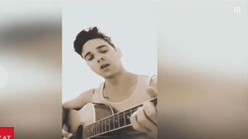 Κι άλλος αστυνομικός με ταλέντο στο τραγούδι – Τι δηλώνει ο ίδιος – ΒΙΝΤΕΟ