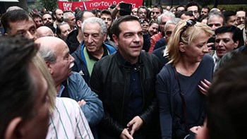 ΝΔ για την παρουσία Τσίπρα στην πορεία για το Πολυτεχνείο: Τουρίστας και στις διαδηλώσεις