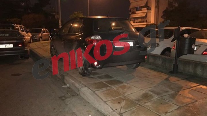 Ανεπίτρεπτο παρκάρισμα στην Πολίχνη Θεσσαλονίκης – ΦΩΤΟ αναγνώστη