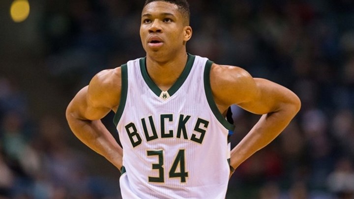 Το μήνυμα του Αντετοκούνμπο στον Τσιτσιπά για τον θρίαμβο στο Λονδίνο – ΦΩΤΟ