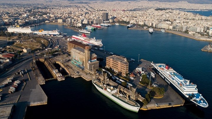 Λιμάνι Πειραιά: Πιο κοντά στην πρώτη θέση στη Μεσόγειο