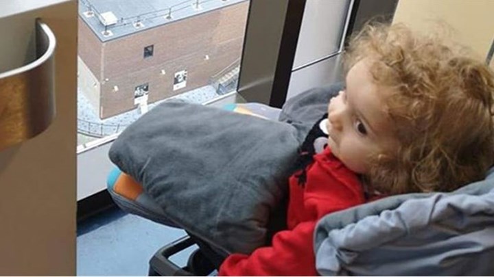 Ευχάριστα νέα για τον μικρό Παναγιώτη-Ραφαήλ – Η ανάρτηση του πατέρα του από τη Βοστώνη – ΦΩΤΟ