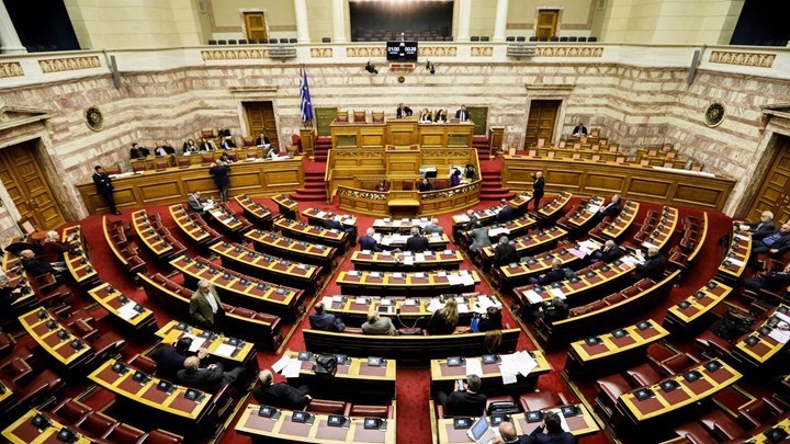 Απορρίφθηκε η ένσταση αντισυνταγματικότητας του ΣΥΡΙΖΑ – Η παρέμβαση Τασούλα