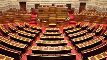 Ψήφος αποδήμων: Πιο κοντά η συμφωνία των κομμάτων – Τι δήλωσε ο Θεοδωρικάκος στη Βουλή