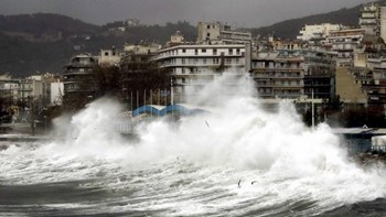 Έκτακτο δελτίο επιδείνωσης του καιρού – Έρχονται ισχυρές βροχές, καταιγίδες και θυελλώδεις άνεμοι μέχρι 10 μποφόρ