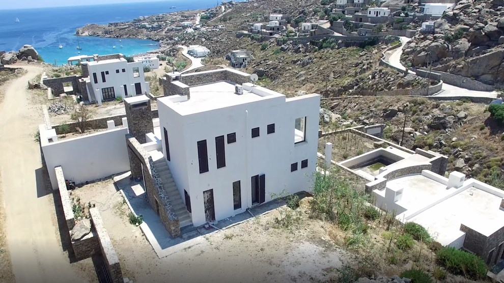 Handelsblatt: Έκρηξη αγορών ακινήτων από ξένους στην Ελλάδα