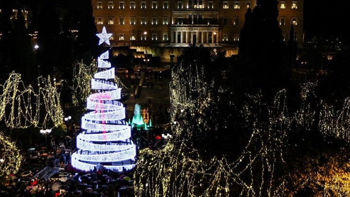 Αλλάζει ο χριστουγεννιάτικος στολισμός της Αθήνας