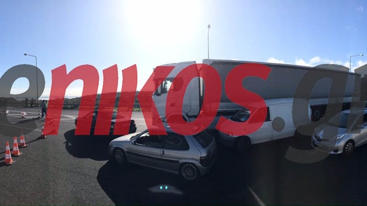 Παραμένει κλειστή η Εθνική Οδός Αθηνών – Κορίνθου – ΦΩΤΟ αναγνώστη