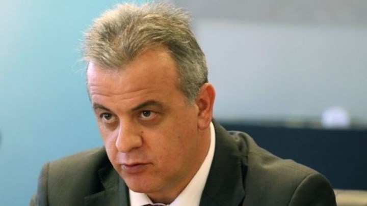 Αιχμές Όθωνα κατά Γερουλάνου: Ένα κολλημένο γραμμόφωνο σε ενοχλεί στην αρχή αλλά από κάποιο σημείο και μετά παύει