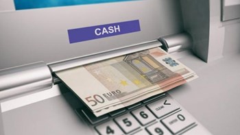 Τι σχεδιάζει το ΥΠΟΙΚ για το κοινωνικό μέρισμα και το επίδομα θέρμανσης