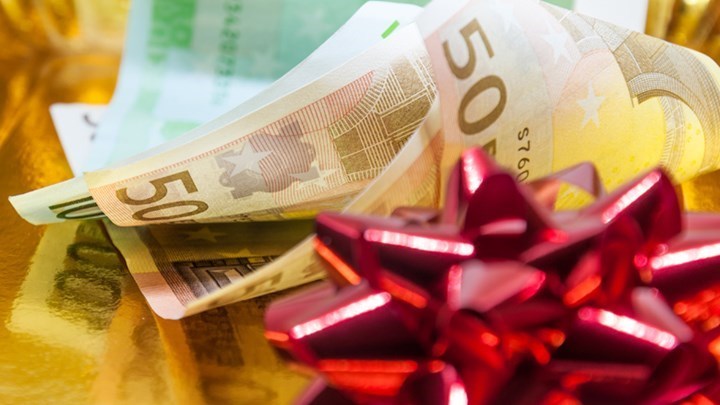 Νωρίτερα η πληρωμή του δώρου Χριστουγέννων και του επιδόματος ανεργίας από τον ΟΑΕΔ – Πότε θα καταβληθούν