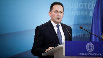 Πέτσας για τους διοικητές των νοσοκομείων: Το 72% έχει μεταπτυχιακό ή διδακτορικό